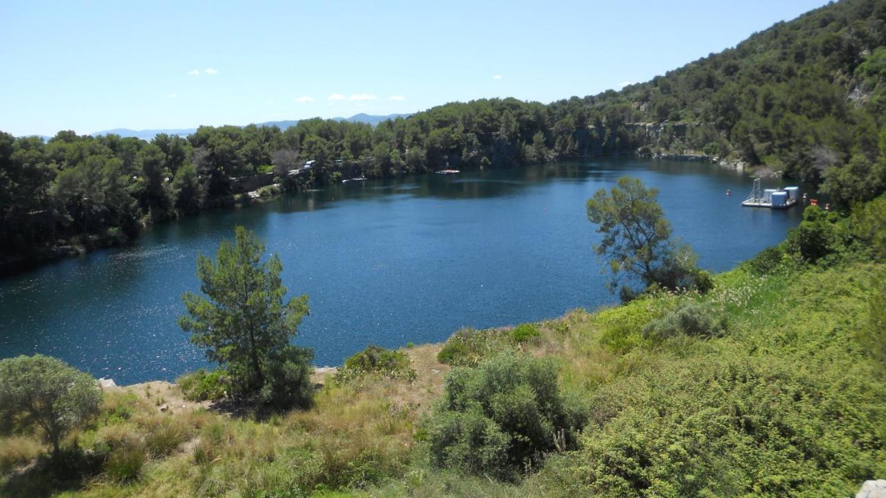 Le Dramont Appartement Vue Panoramique Mer Lac Foret Saint-Raphaël Exterior foto